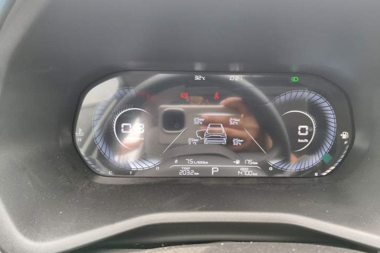 Used Geely Auto Emgrand 2022 4th Generation 1.5L CVT Flagship Model Instrument Cluster