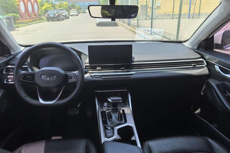 Used Geely Auto Emgrand 2022 4th Generation 1.5L CVT Luxury Model Interior 1