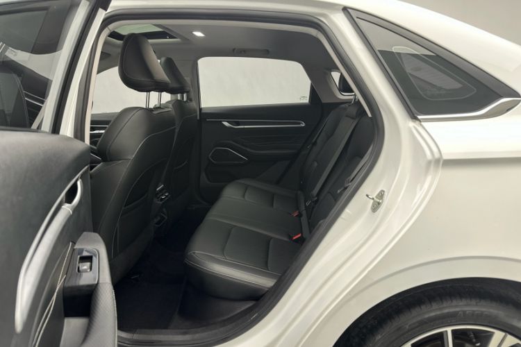 Used Geely Auto Emgrand 2022 4th Generation 1.5L CVT Luxury Model Interior 2