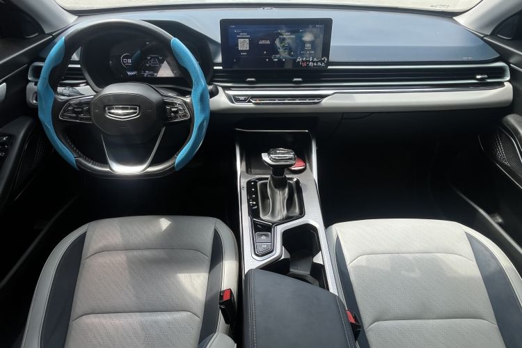 Used Geely Auto Emgrand 2022 4th Generation 1.5L CVT Flagship Model Interior 3
