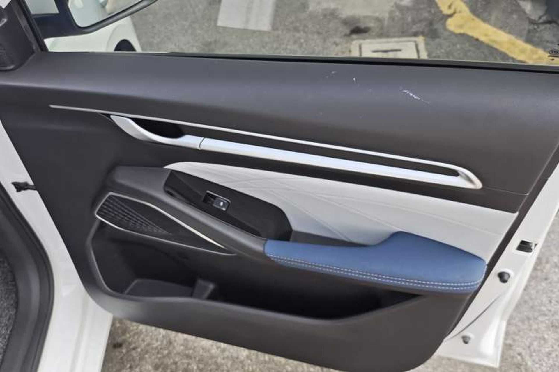 Used Geely Auto Emgrand 2022 4th Generation 1.5L CVT Flagship Model Interior 5