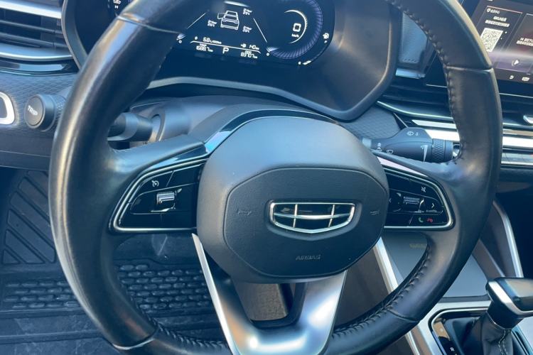 Used Geely Auto Emgrand 2022 4th Generation 1.5L CVT Luxury Model Interior 5