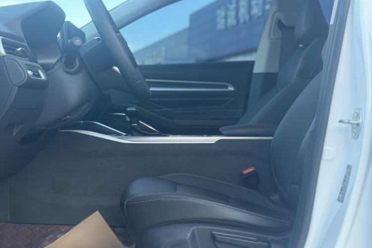 Used Geely Auto Emgrand 2022 4th Generation 1.5L CVT Luxury Model Interior 6