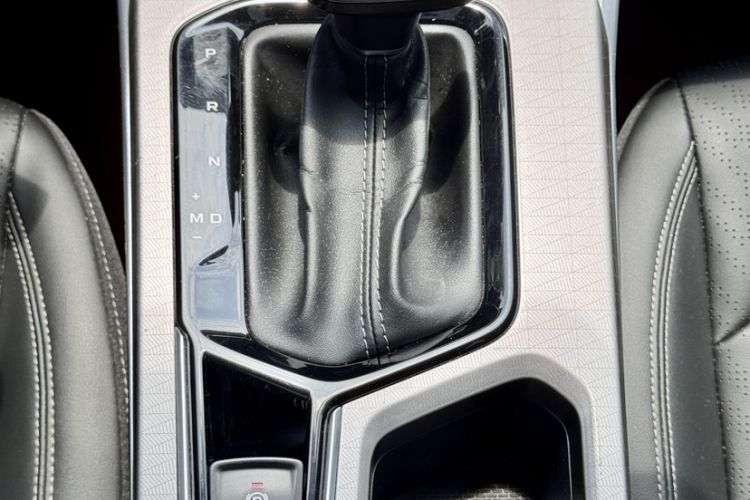 Used Geely Auto Emgrand 2022 4th Generation 1.5L CVT Luxury Model Interior 6