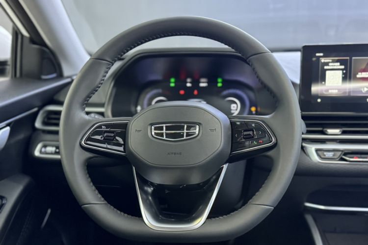 Used Geely Auto Emgrand 2022 4th Generation 1.5L CVT Elite Model Interior 8