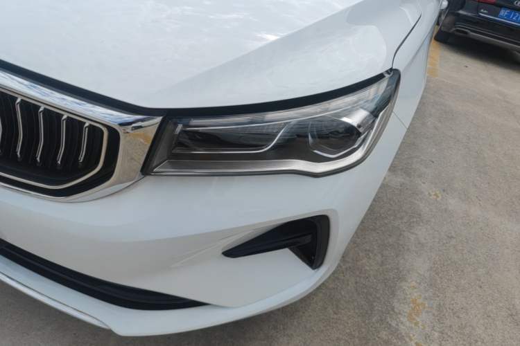 Used Geely Auto Emgrand 2022 4th Generation 1.5L CVT Flagship Model Left Front Headlight