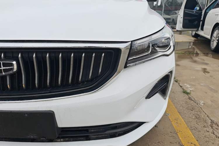 Used Geely Auto Emgrand 2022 4th Generation 1.5L CVT Luxury Model Left Front Headlight