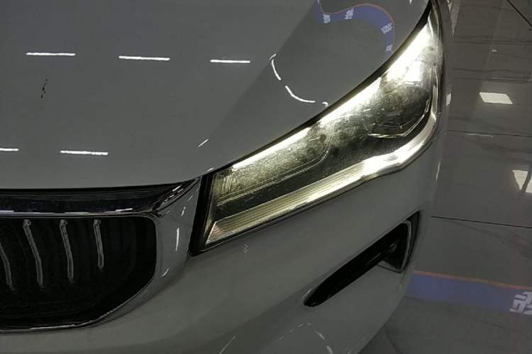 Used Geely Auto Emgrand 2022 4th Generation 1.5L Manual Elite Model Left Front Headlight