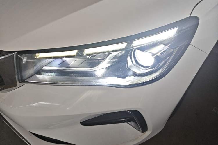 Used Geely Auto Emgrand 2022 4th Generation 1.5L CVT Flagship Model Left Front Headlight