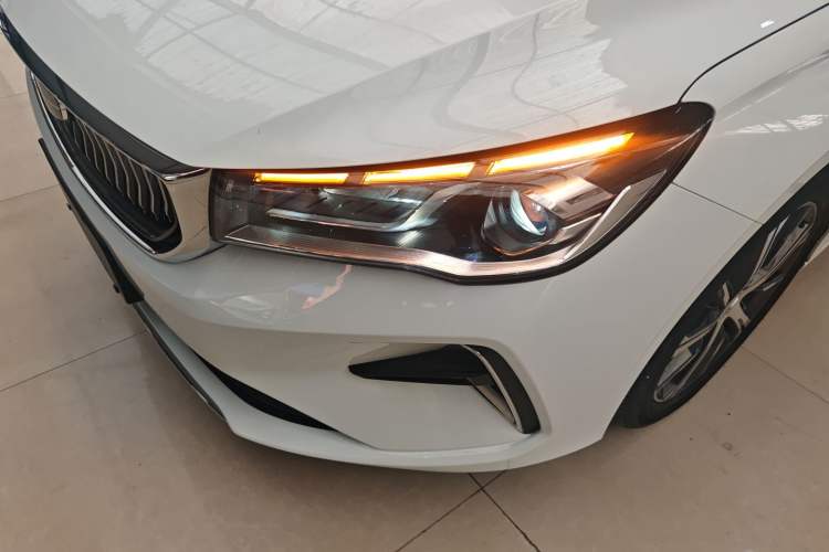 Used Geely Auto Emgrand 2022 4th Generation 1.5L CVT Luxury Model Left Front Headlight