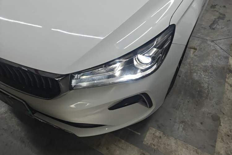 Used Geely Auto Emgrand 2022 4th Generation 1.5L CVT Flagship Model Left Front Headlight