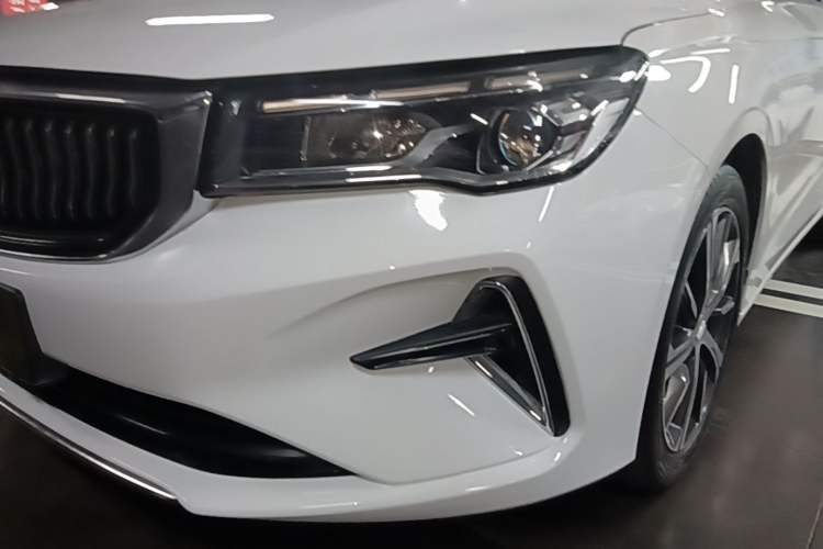 Used Geely Auto Emgrand 2022 4th Generation 1.5L CVT Luxury Model Left Front Headlight