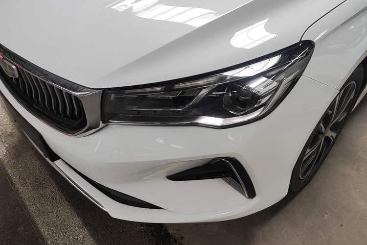 Used Geely Auto Emgrand 2022 4th Generation 1.5L CVT Flagship Model Left Front Headlight