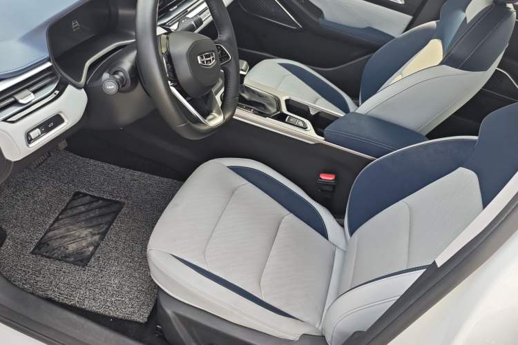 Used Geely Auto Emgrand 2022 4th Generation 1.5L CVT Flagship Model Left Front Seat