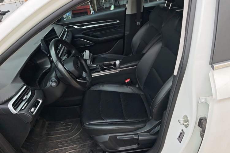 Used Geely Auto Emgrand 2022 4th Generation 1.5L CVT Luxury Model Left Front Seat