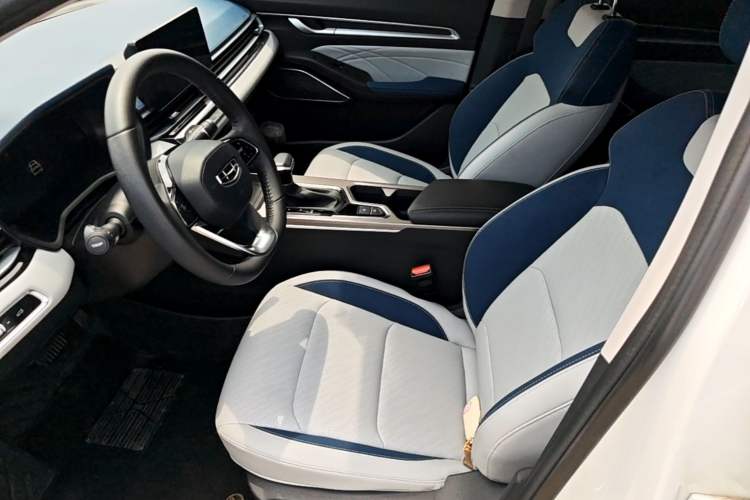 Used Geely Auto Emgrand 2022 4th Generation 1.5L CVT Flagship Model Left Front Seat