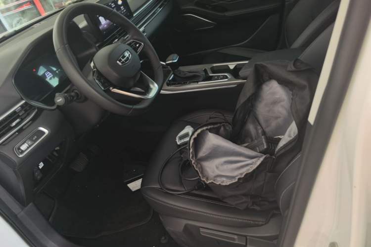Used Geely Auto Emgrand 2022 4th Generation 1.5L CVT Luxury Model Left Front Seat