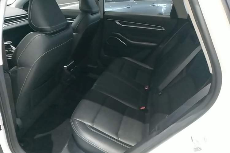Used Geely Auto Emgrand 2022 4th Generation 1.5L CVT Elite Model Left Rear Seat