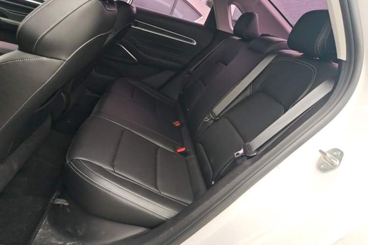 Used Geely Auto Emgrand 2022 4th Generation 1.5L CVT Luxury Model Left Rear Seat