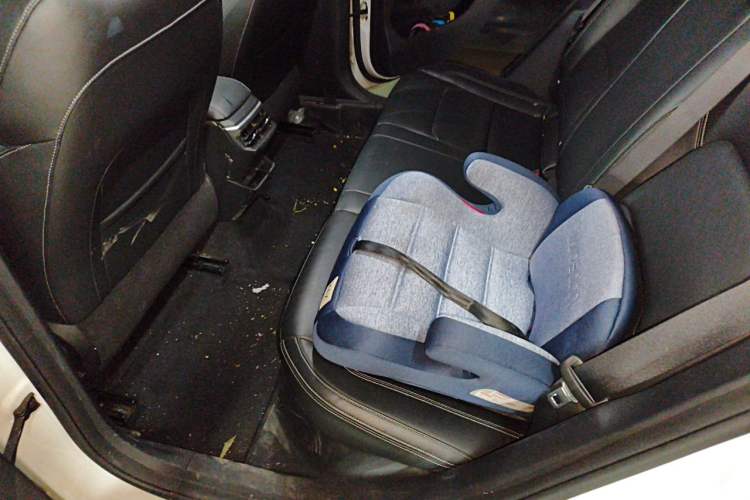 Used Geely Auto Emgrand 2022 4th Generation 1.5L CVT Luxury Model Left Rear Seat