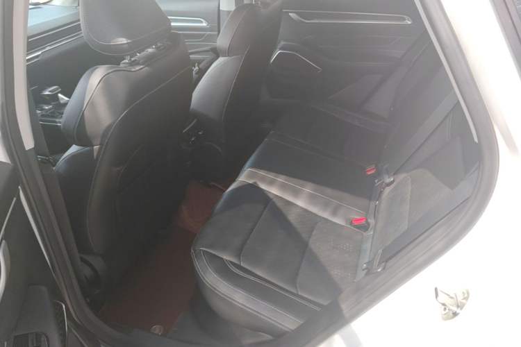 Used Geely Auto Emgrand 2022 4th Generation 1.5L CVT Luxury Model Left Rear Seat