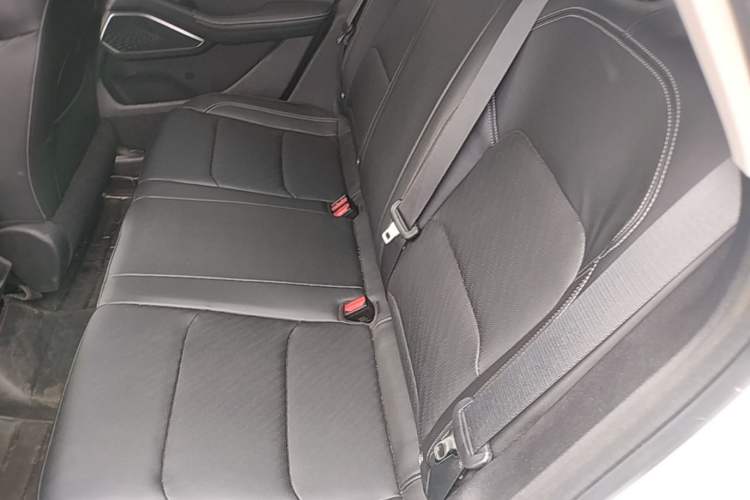 Used Geely Auto Emgrand 2022 4th Generation 1.5L CVT Luxury Model Left Rear Seat