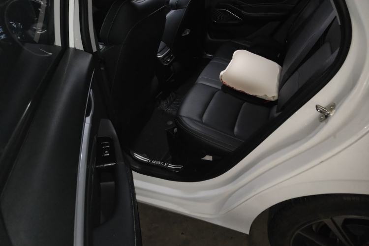 Used Geely Auto Emgrand 2022 4th Generation 1.5L CVT Luxury Model Left Rear Seat
