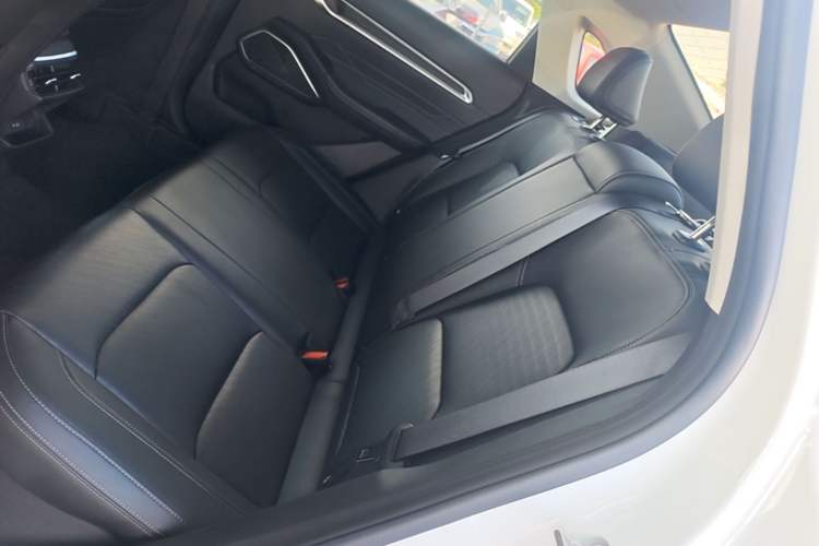 Used Geely Auto Emgrand 2022 4th Generation 1.5L CVT Elite Model Left Rear Seat
