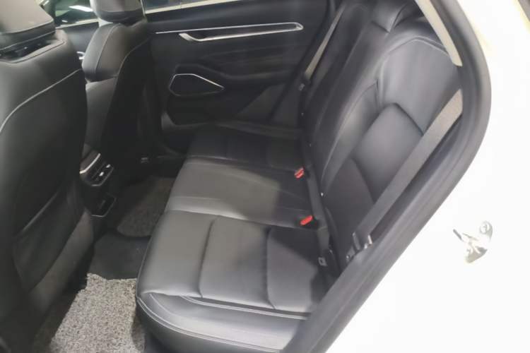 Used Geely Auto Emgrand 2022 4th Generation 1.5L CVT Luxury Model Left Rear Seat