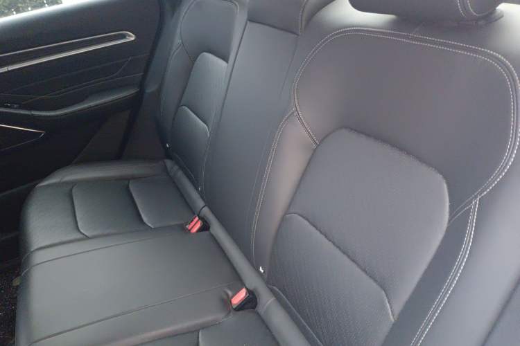 Used Geely Auto Emgrand 2022 4th Generation 1.5L Manual Luxury Model Left Rear Seat