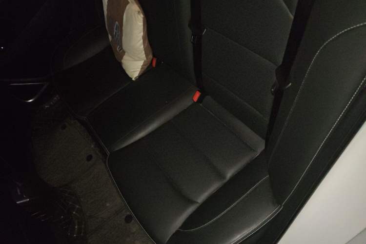 Used Geely Auto Emgrand 2022 4th Generation 1.5L CVT Elite Model Left Rear Seat