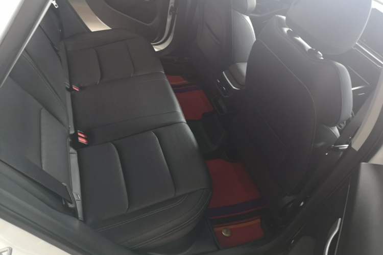 Used Geely Auto Emgrand 2022 4th Generation 1.5L CVT Luxury Model Left Rear Seat