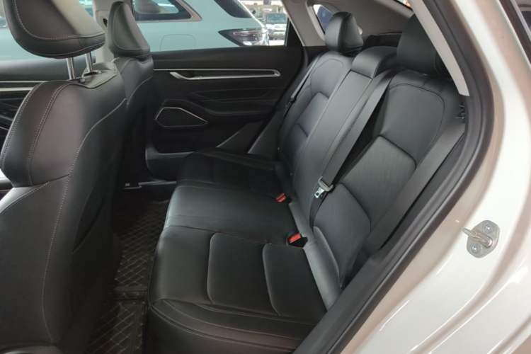 Used Geely Auto Emgrand 2022 4th Generation 1.5L CVT Luxury Model Left Rear Seat