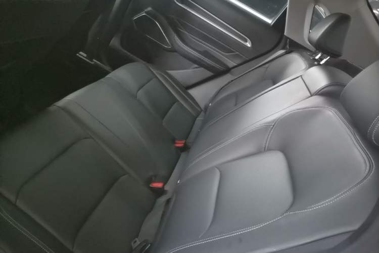 Used Geely Auto Emgrand 2022 4th Generation 1.5L CVT Luxury Model Left Rear Seat