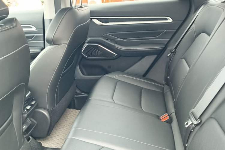 Used Geely Auto Emgrand 2022 4th Generation 1.5L CVT Luxury Model Left Rear Seat