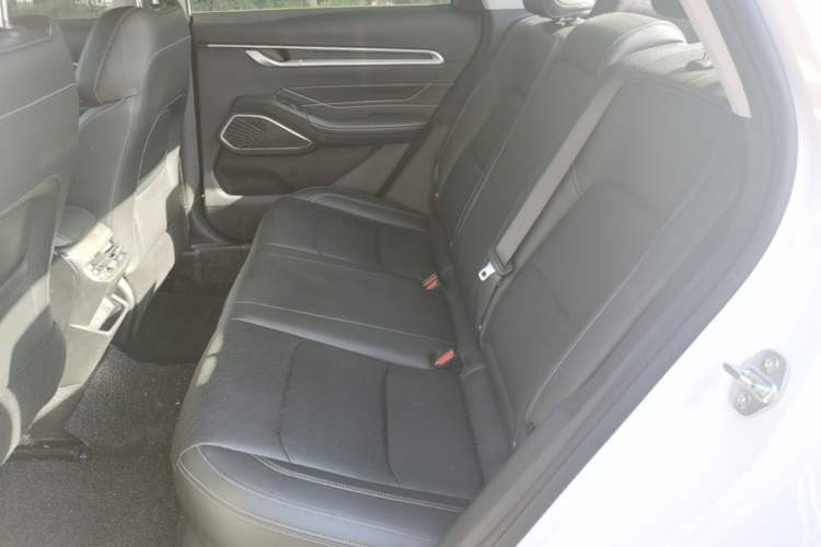 Used Geely Auto Emgrand 2022 4th Generation 1.5L CVT Luxury Model Left Rear Seat