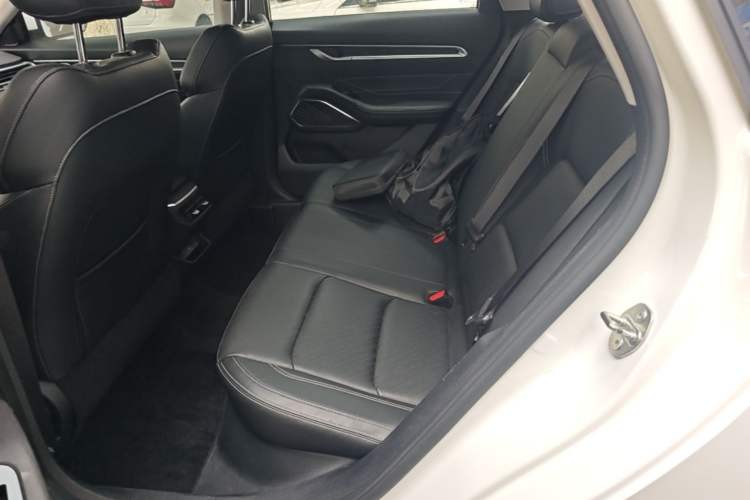 Used Geely Auto Emgrand 2022 4th Generation 1.5L CVT Luxury Model Left Rear Seat