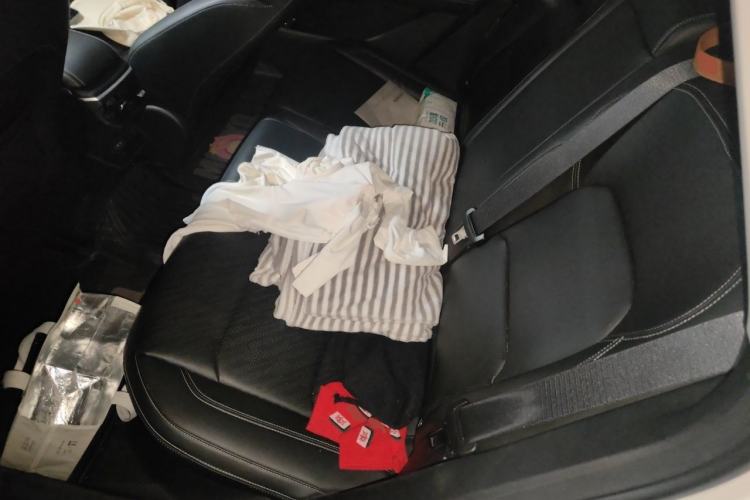 Used Geely Auto Emgrand 2022 4th Generation 1.5L CVT Luxury Model Left Rear Seat