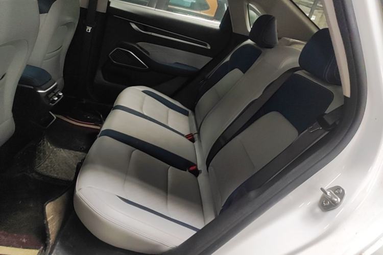 Used Geely Auto Emgrand 2022 4th Generation 1.5L CVT Flagship Model Left Rear Seat