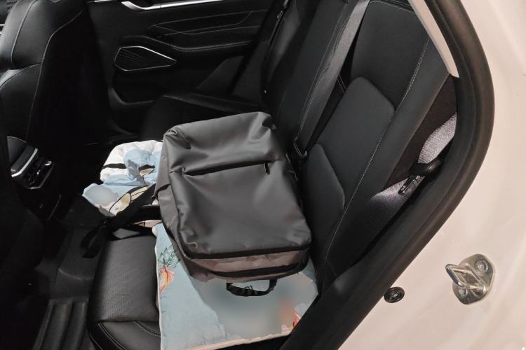 Used Geely Auto Emgrand 2022 4th Generation 1.5L CVT Luxury Model Left Rear Seat