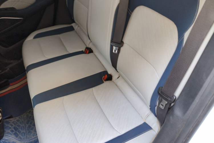 Used Geely Auto Emgrand 2022 4th Generation 1.5L CVT Flagship Model Left Rear Seat