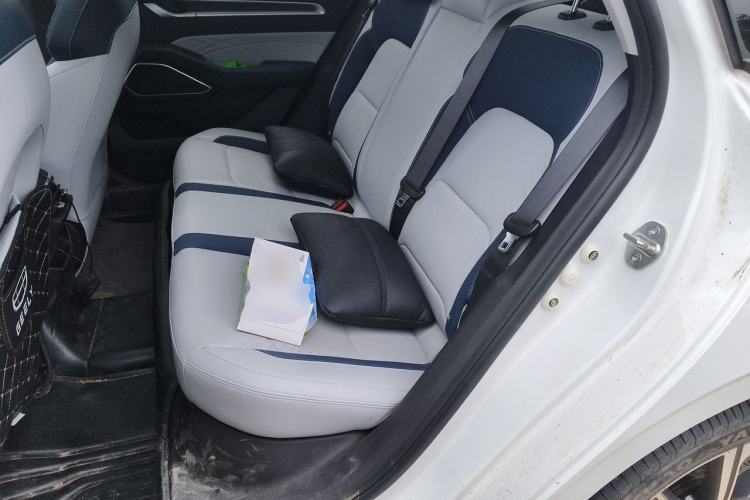 Used Geely Auto Emgrand 2022 4th Generation 1.5L CVT Flagship Model Left Rear Seat