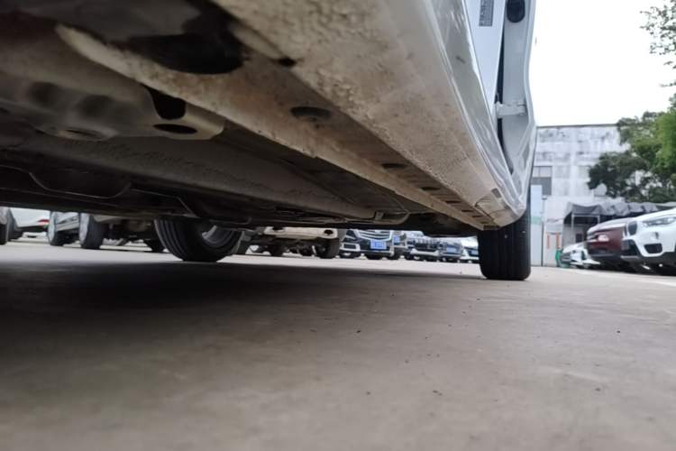 Used Geely Auto Emgrand 2022 4th Generation 1.5L CVT Elite Model Left Side Sill