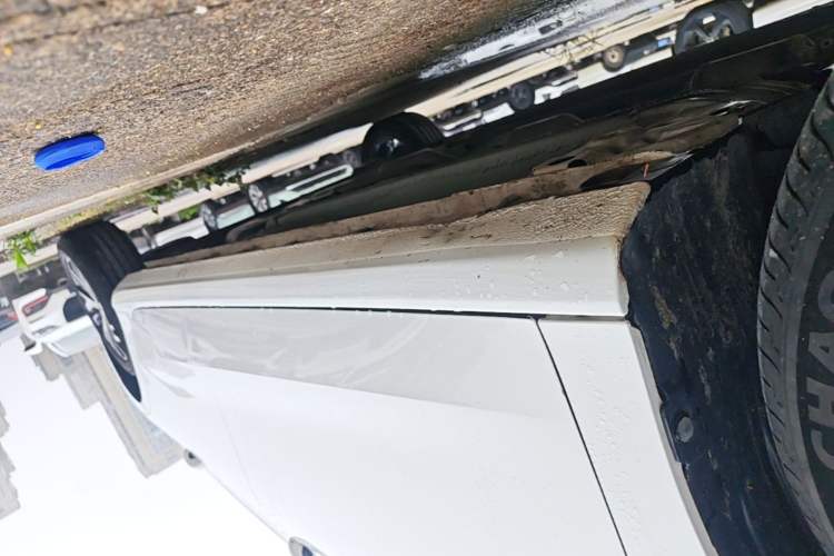 Used Geely Auto Emgrand 2022 4th Generation 1.5L CVT Elite Model Left Side Sill