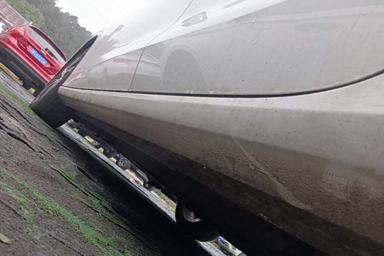 Used Geely Auto Emgrand 2022 4th Generation 1.5L CVT Luxury Model Left Side Sill