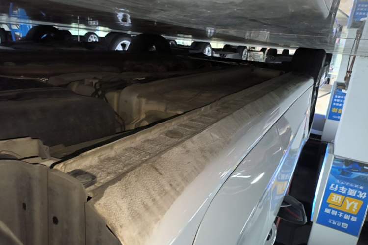 Used Geely Auto Emgrand 2022 4th Generation 1.5L CVT Flagship Model Left Side Sill