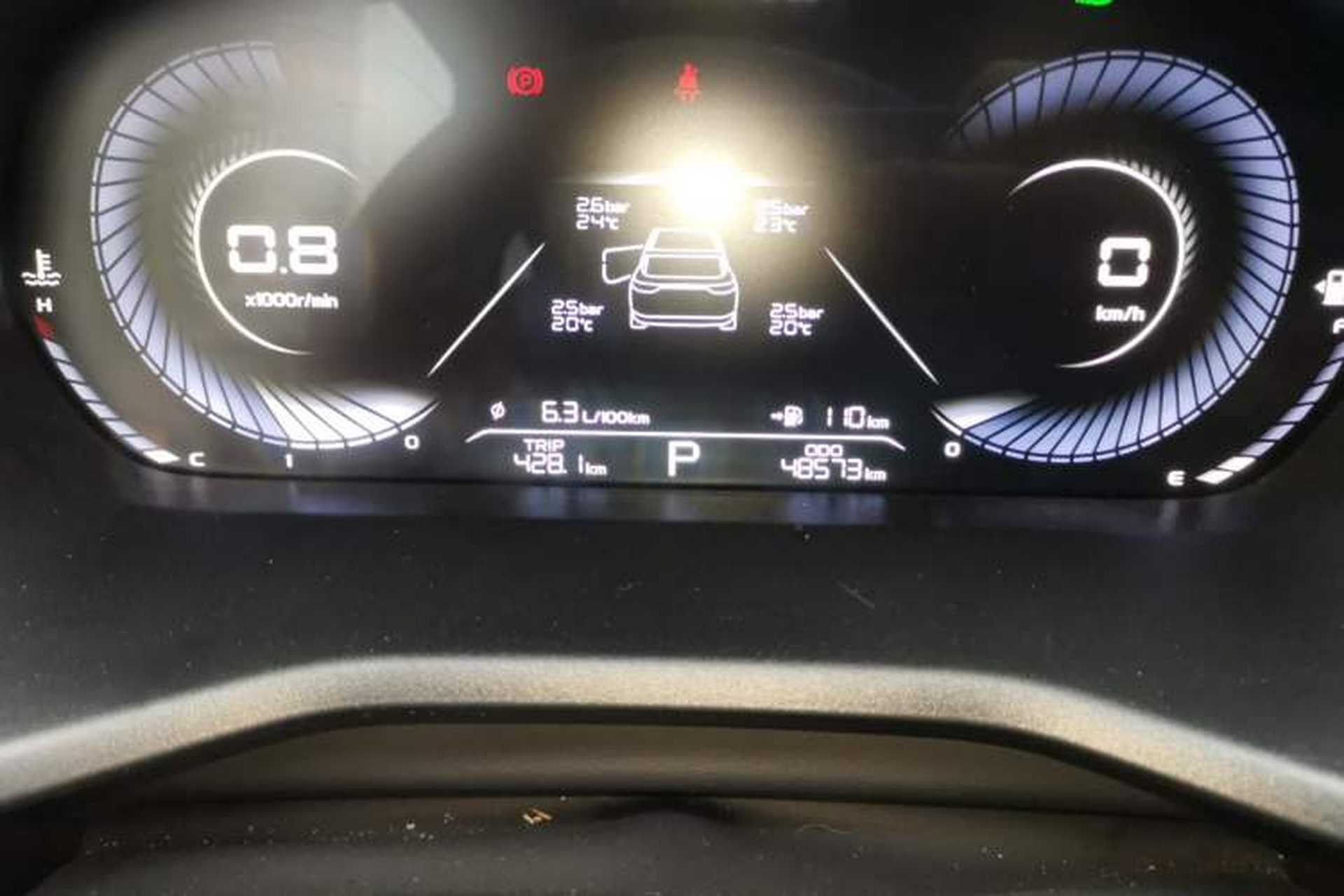 Used Geely Auto Emgrand 2022 4th Generation 1.5L CVT Luxury Model Odometer Close Up