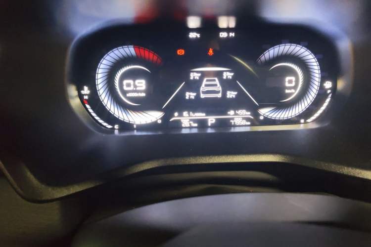 Used Geely Auto Emgrand 2022 4th Generation 1.5L CVT Elite Model Odometer Close Up