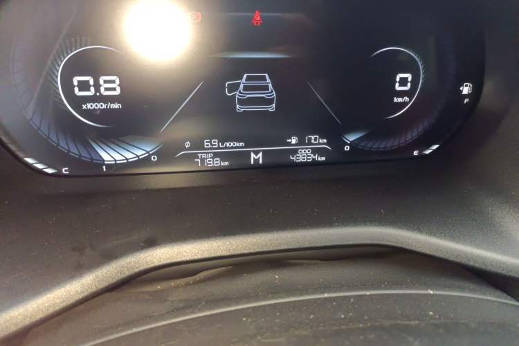 Used Geely Auto Emgrand 2022 4th Generation 1.5L Manual Luxury Model Odometer Close Up
