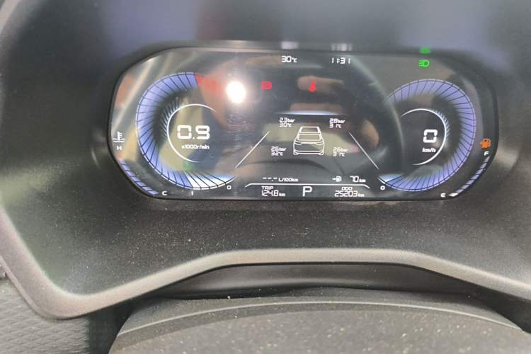 Used Geely Auto Emgrand 2022 4th Generation 1.5L CVT Luxury Model Odometer Close Up